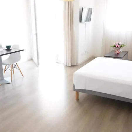 Hotel apartamentowy Zenao Yzeure